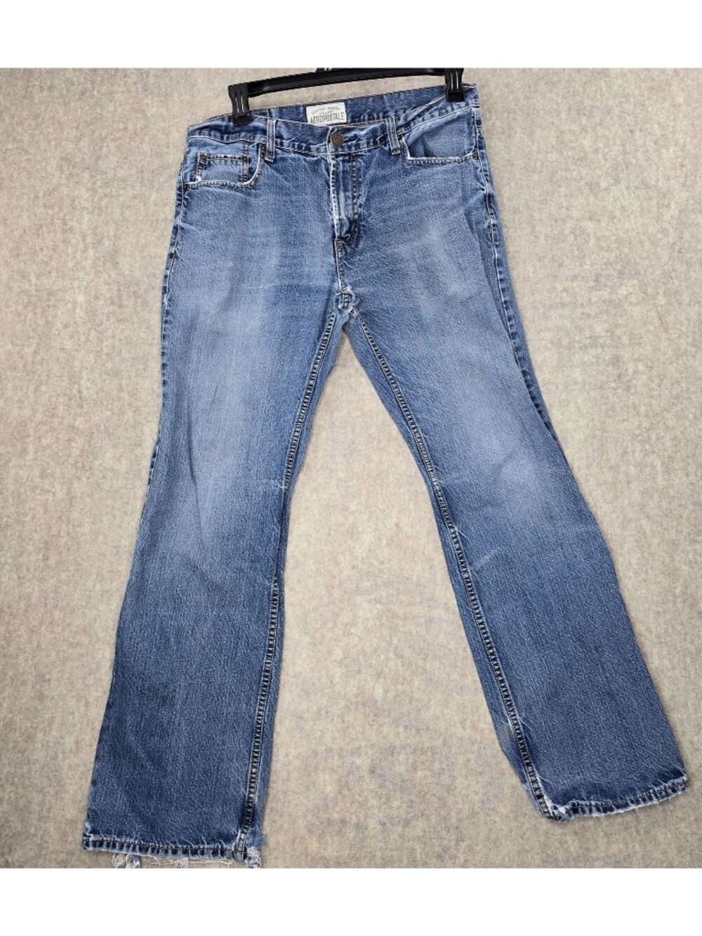 Aeropostale Distressed Vintage Denim Jeans With Artful Wear